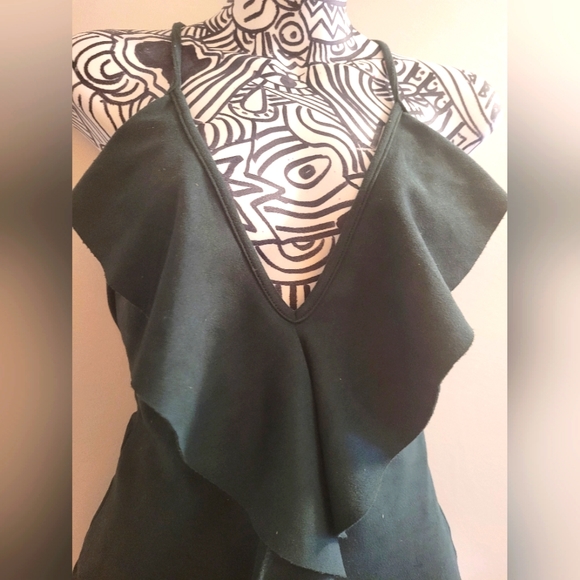 EUC Green Bodysuit with front ruffles - Picture 3 of 4